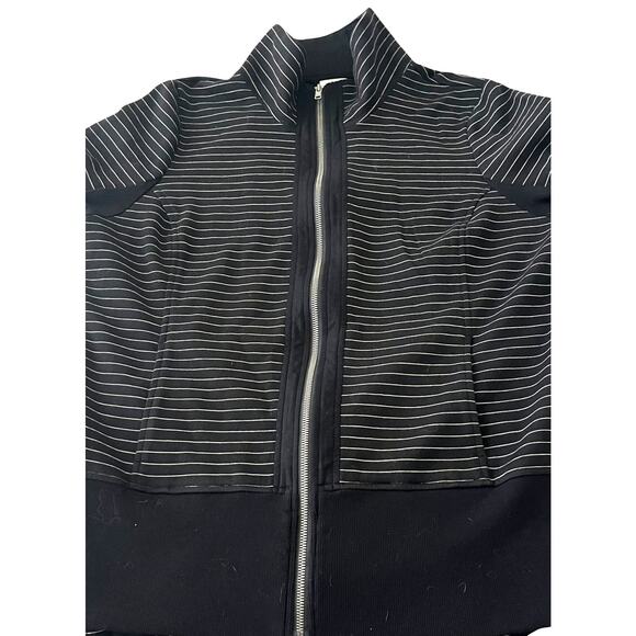 CABI LONG SLV FRONT ZIP COTTON/POLY FLEECE JACKET, WOMENS, L, BLACK/WHITE STRIPE - Picture 2 of 12